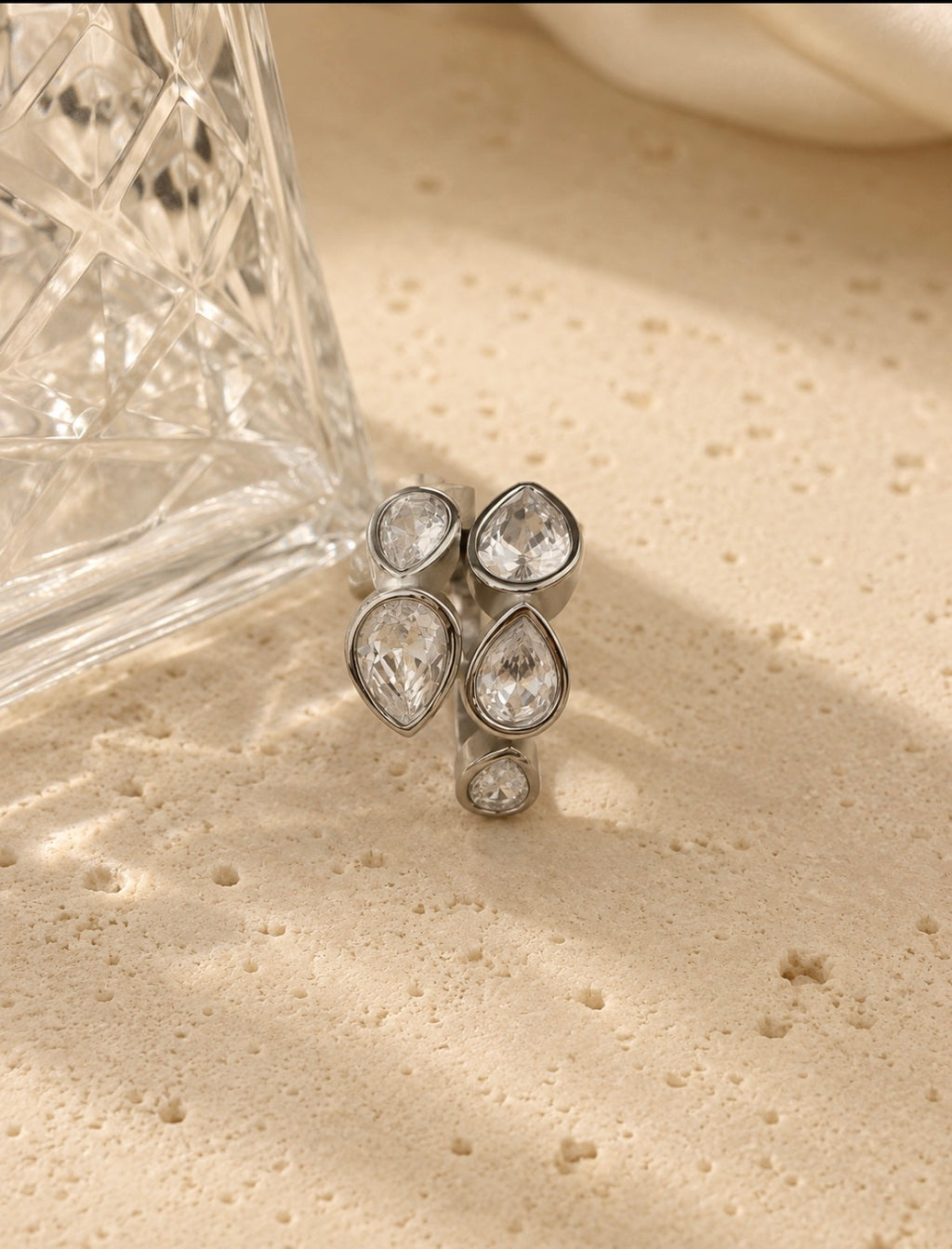 Lunas Bloom Ring