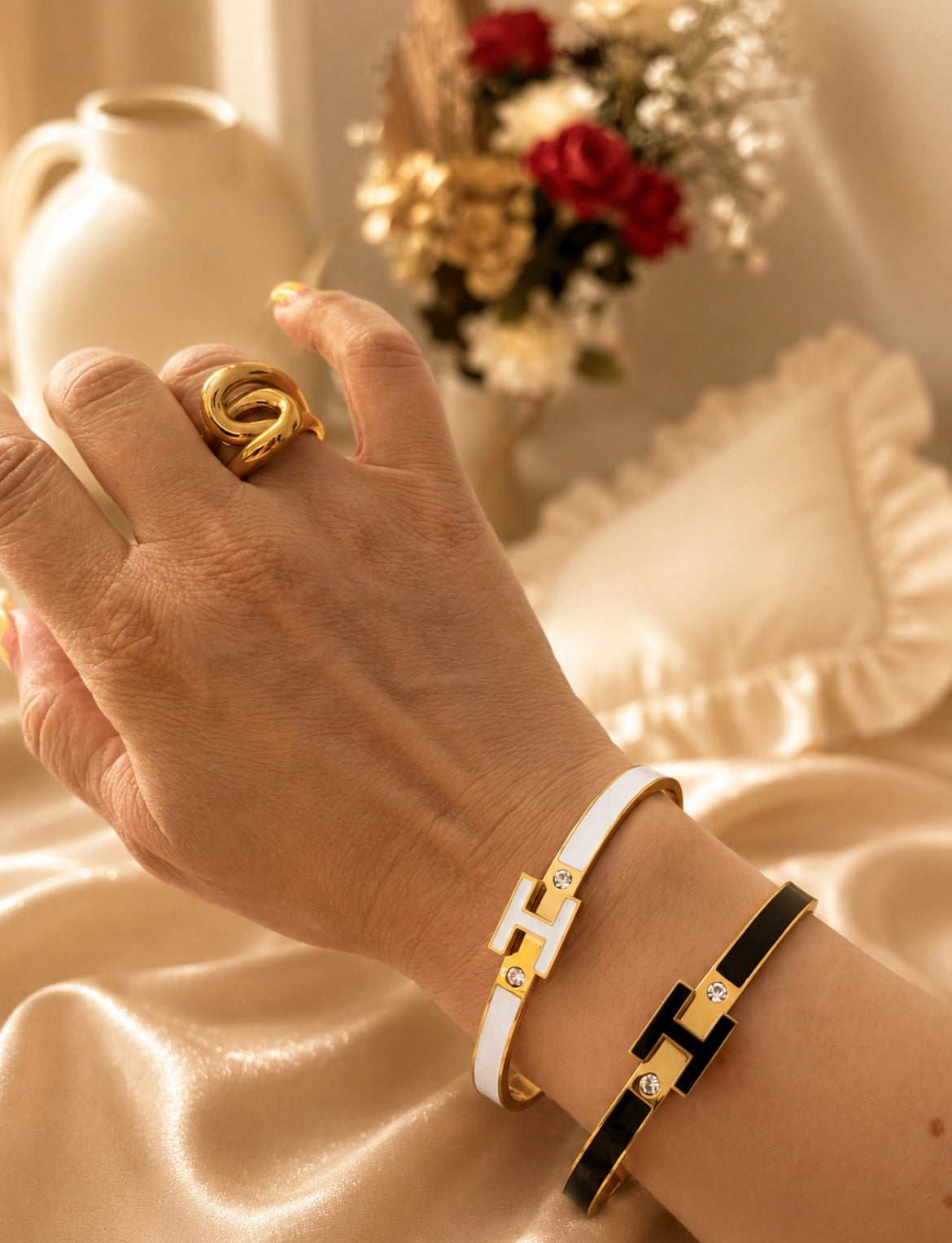 Élan Enamel Bangle