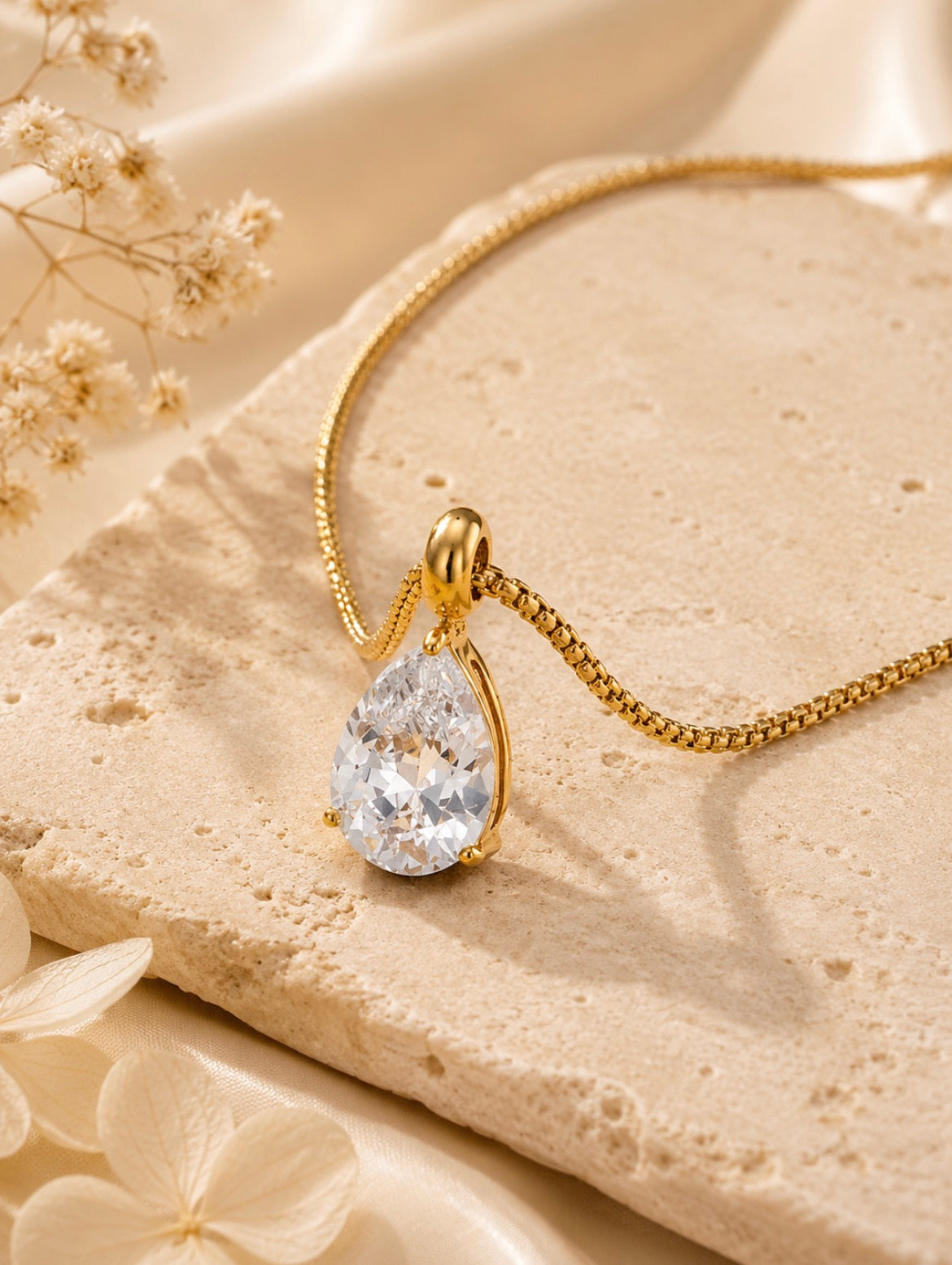 Teardrop Crystal Necklace – Gold & Silver