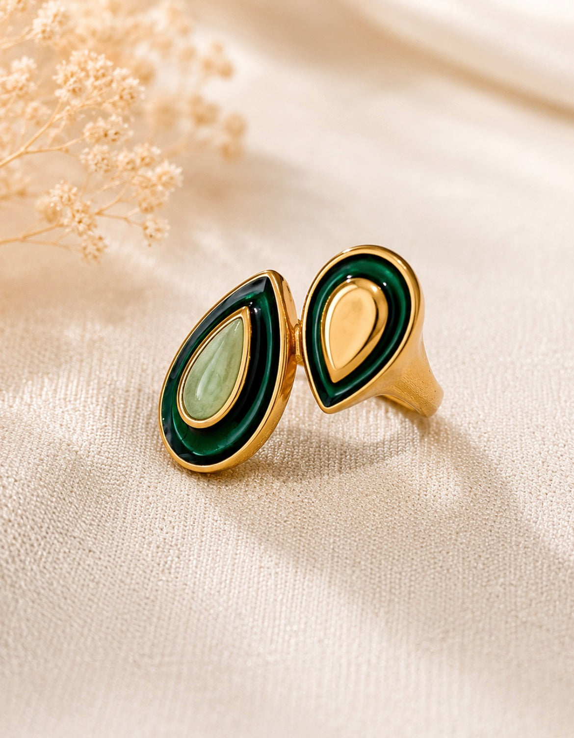 Athena Ring
