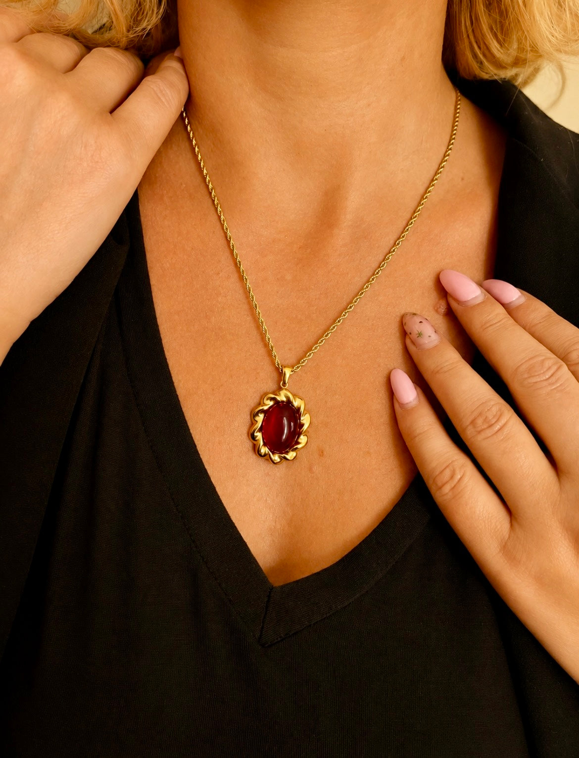 Scarlet Necklace