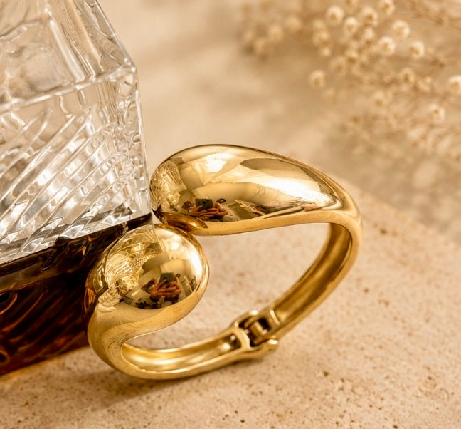Golden Drop Bangle