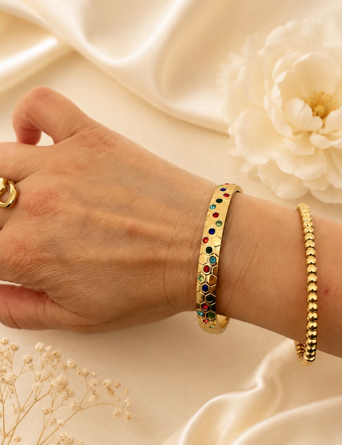 Royal Honeycomb Bangle