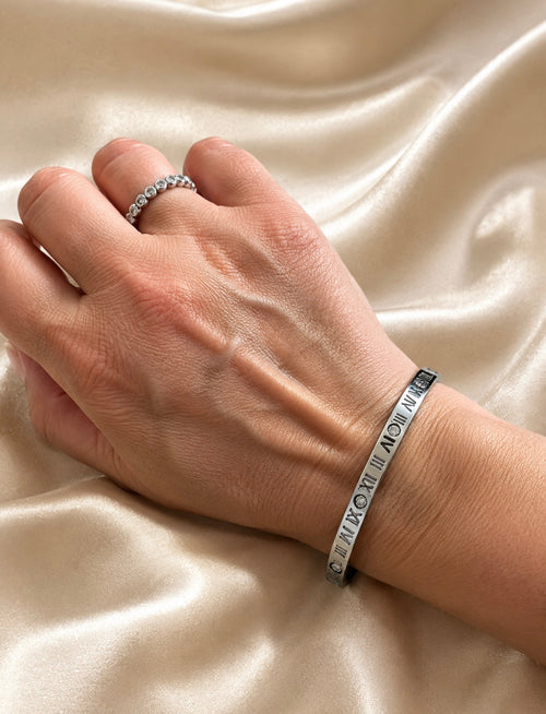 Amara Bracelet – Silvery